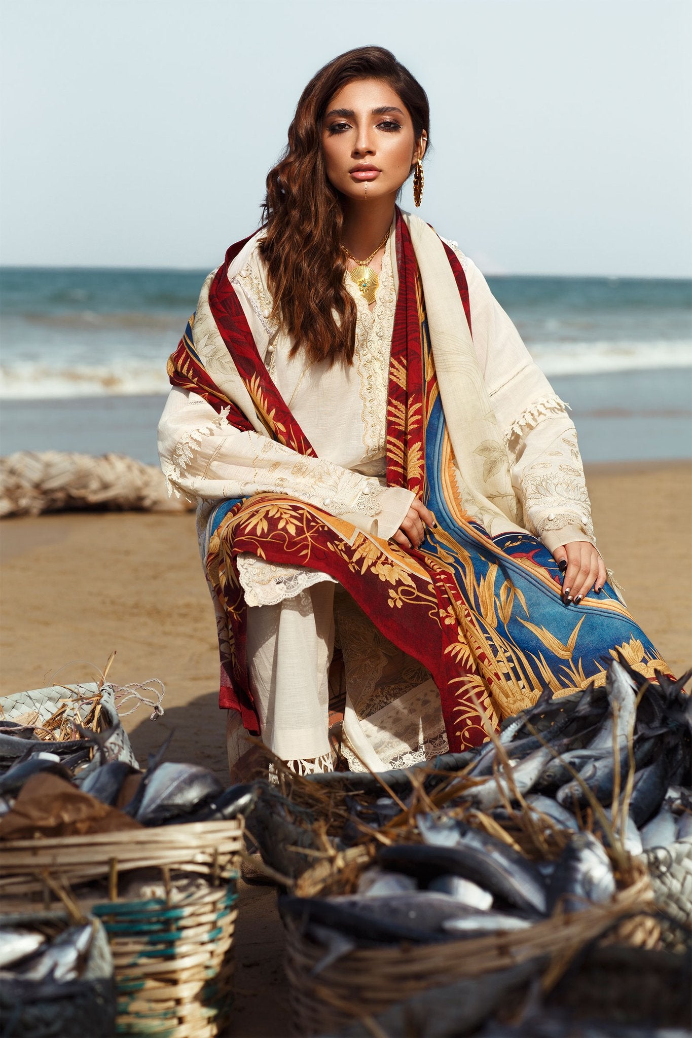 EW-05 Astola (ELAN - Winter Shawl & Silk)