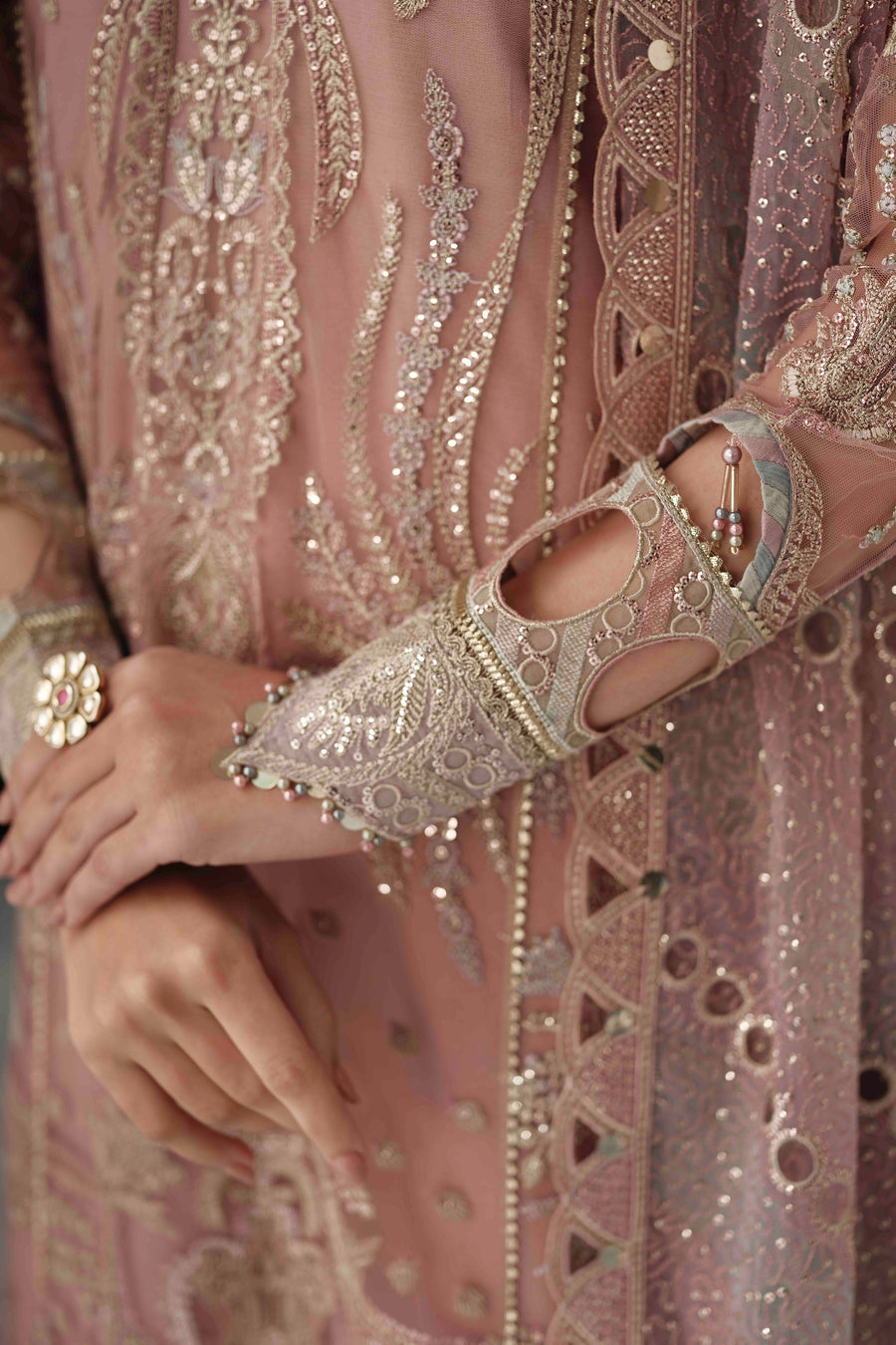 Alvis | Jazmin | Festive Splendour Collection 2022