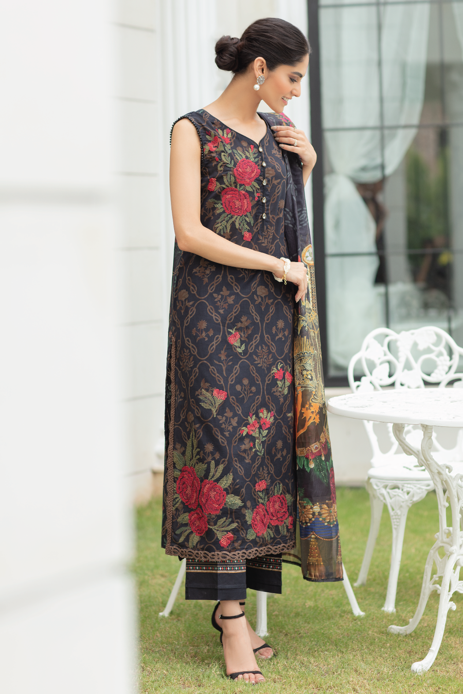 EL-06 Black Beauty (3PC) | Iznik | Festive Eid Edition'21