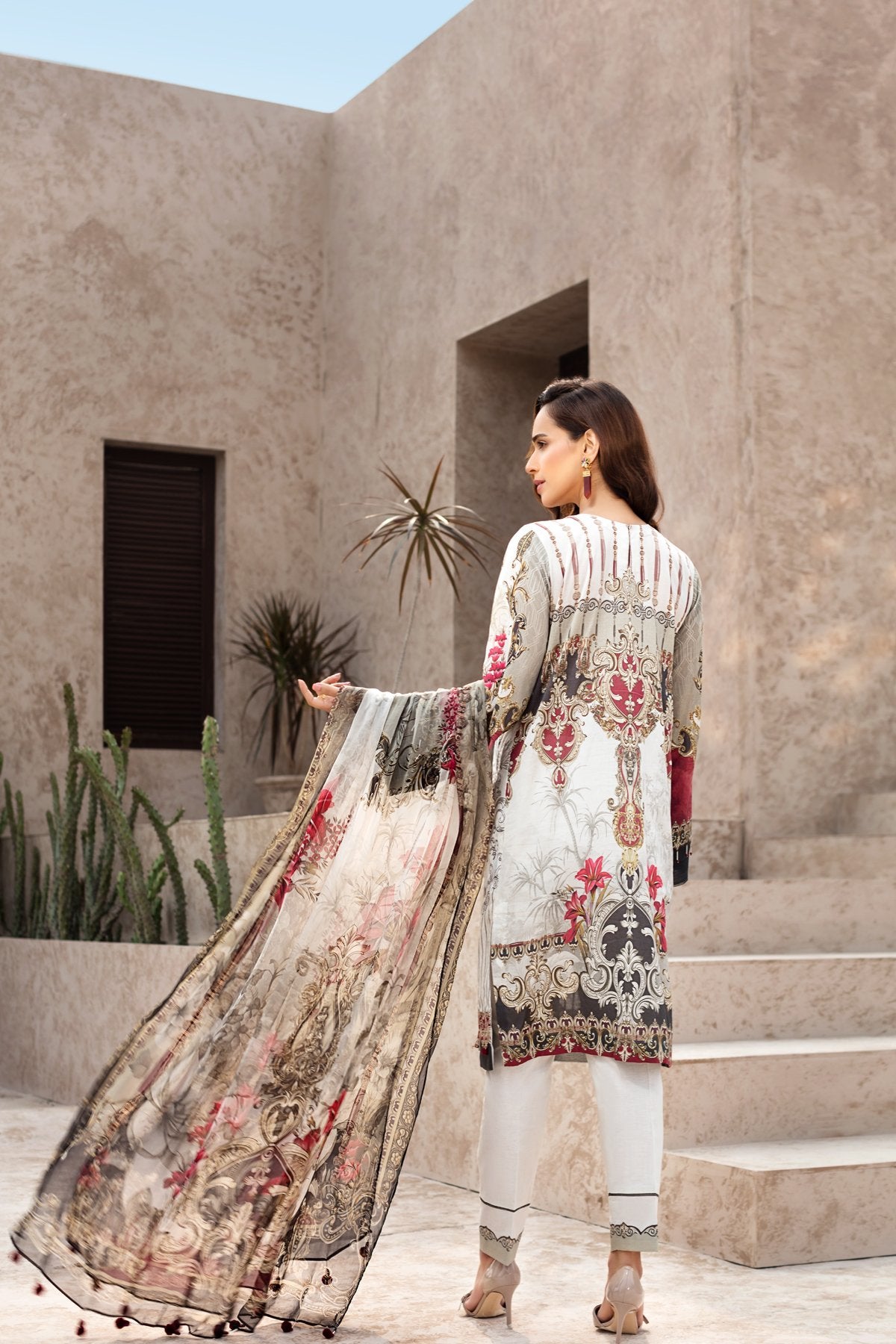 Calypseh | Jazmin | Iris Lawn collection 2020
