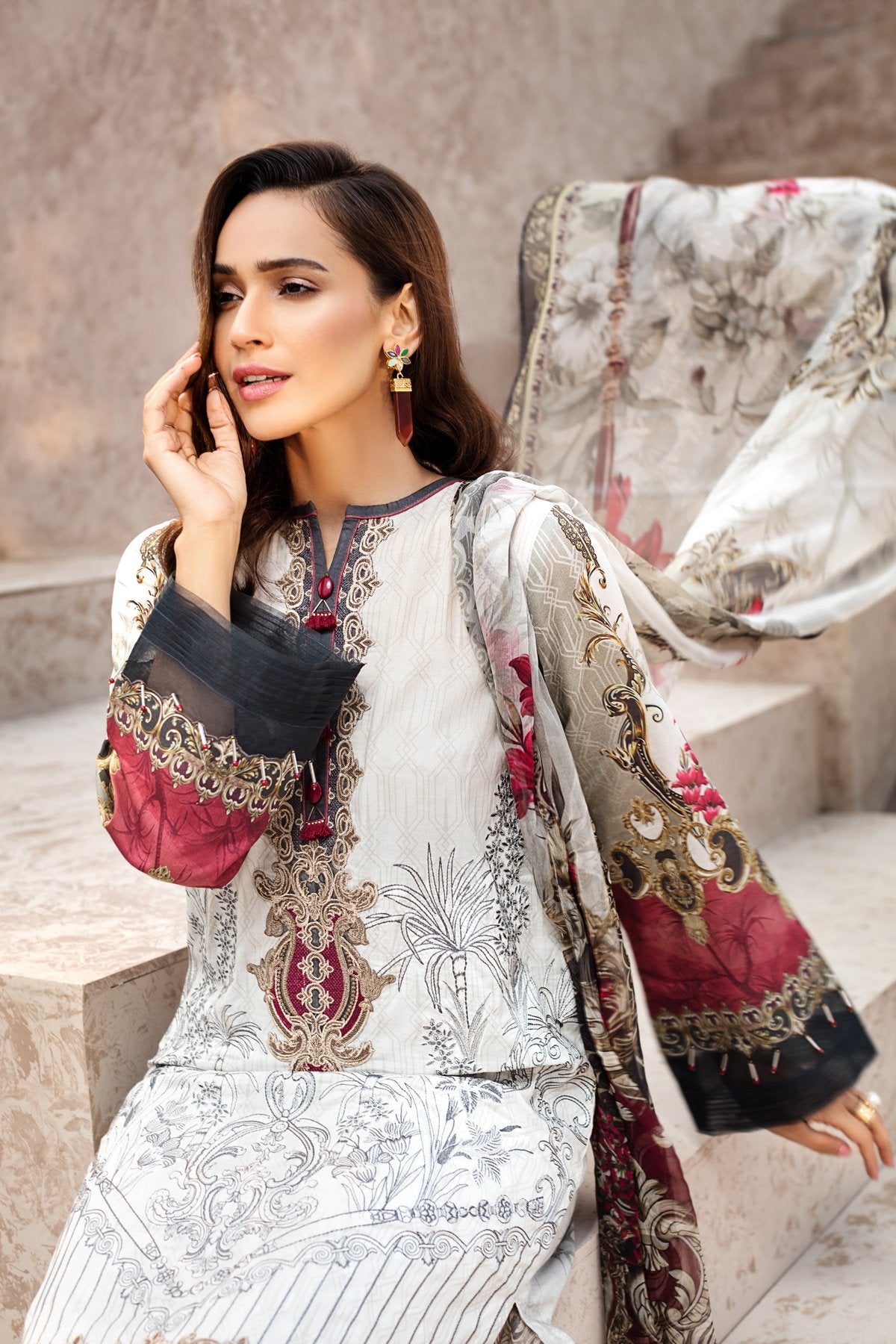 Calypseh | Jazmin | Iris Lawn collection 2020