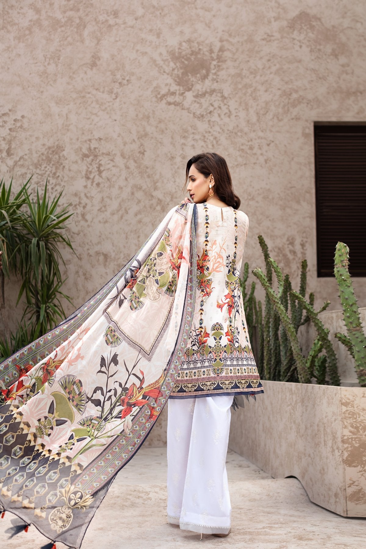 Lena | Jazmin | Iris Lawn collection 2020