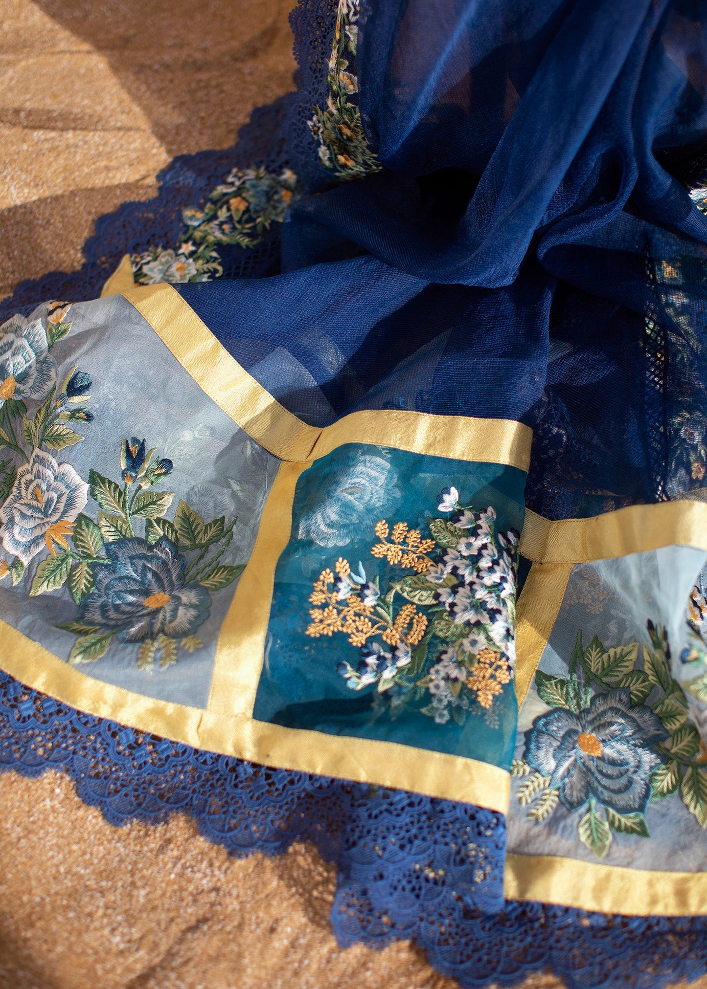 Jewel by the Beach - 3A - Sapphire | Crimson × Saira Shakira | Luxury Lawn Collection 2022