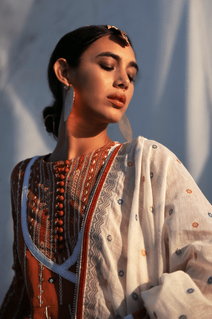 QLL-07 | Qalamkar | Luxury Lawn 2020