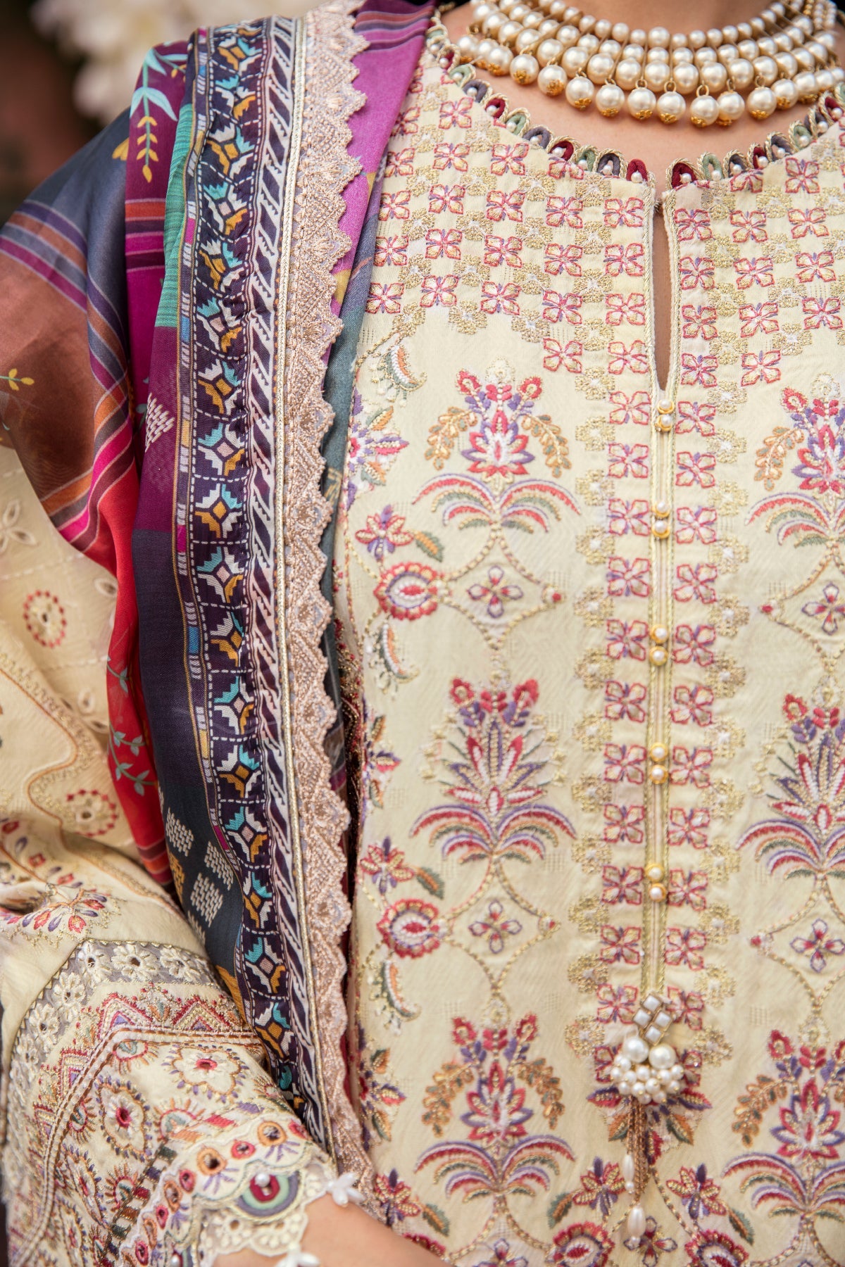 BQU-BL08-06 | Baroque | Eid Collection 2022
