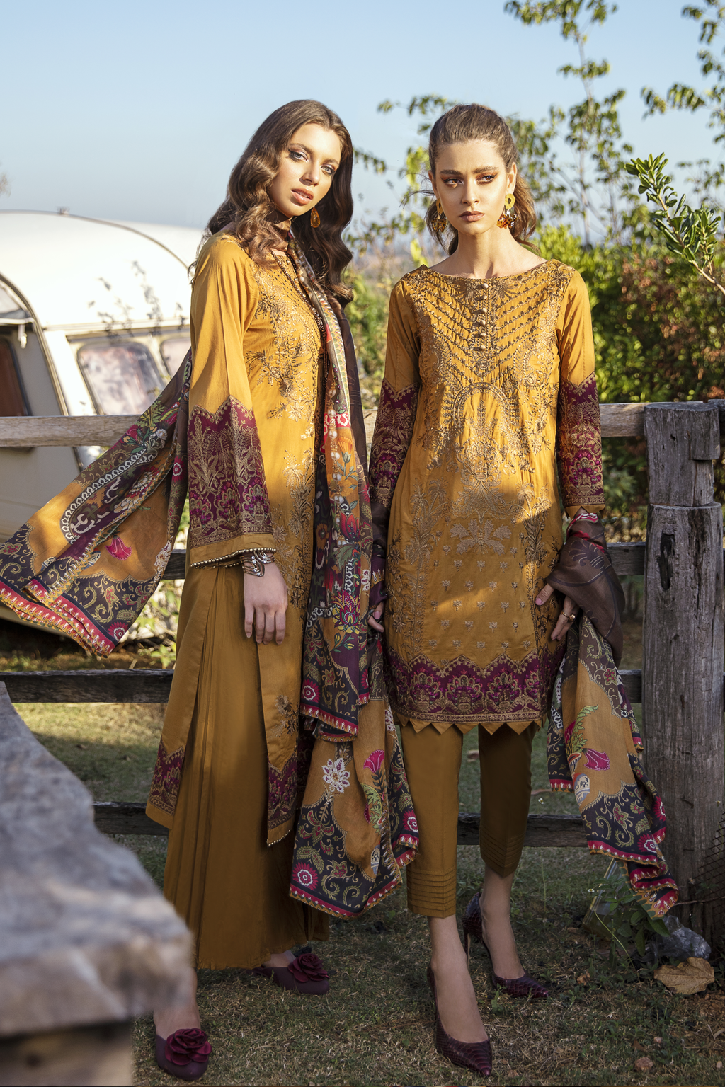 IL20-06 PINE (3PC) | IZNIK | LUXURY LAWN'20