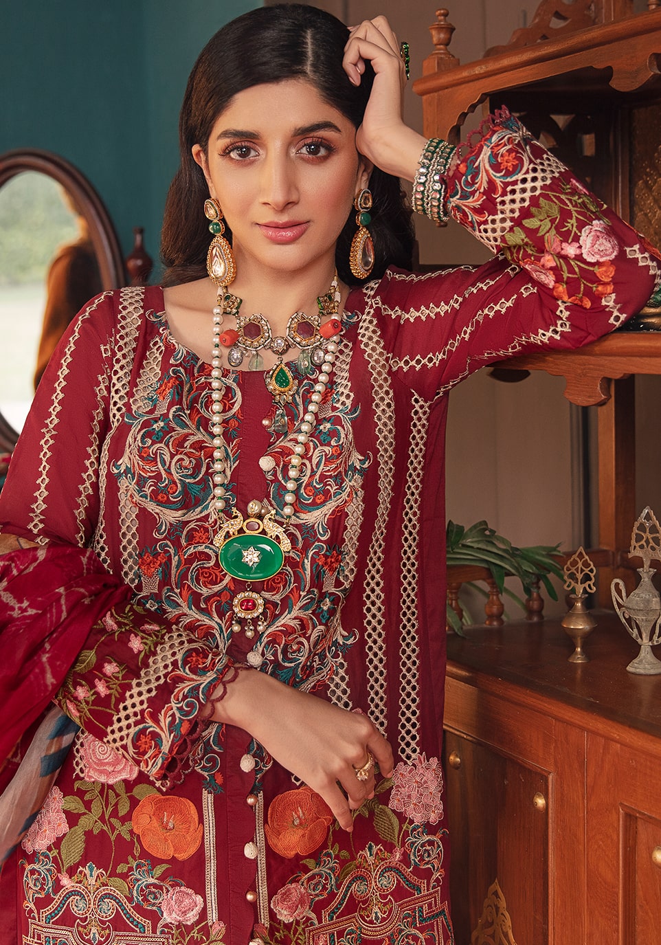 EFC11B - Magnificent | Elaf | Festive Chikankari 2022