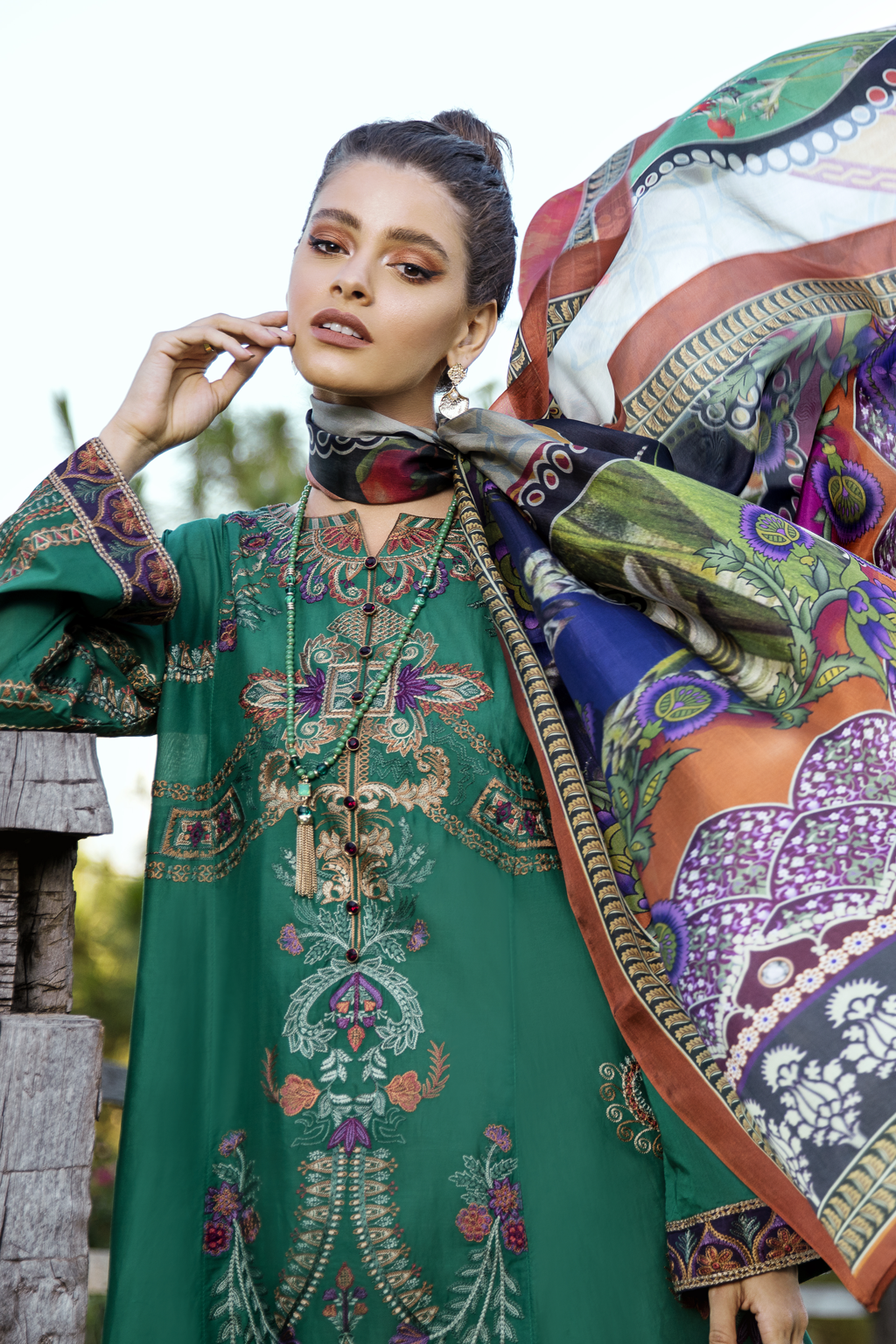 IL20-03 WILLOW (3PC) | IZNIK | LUXURY LAWN'20