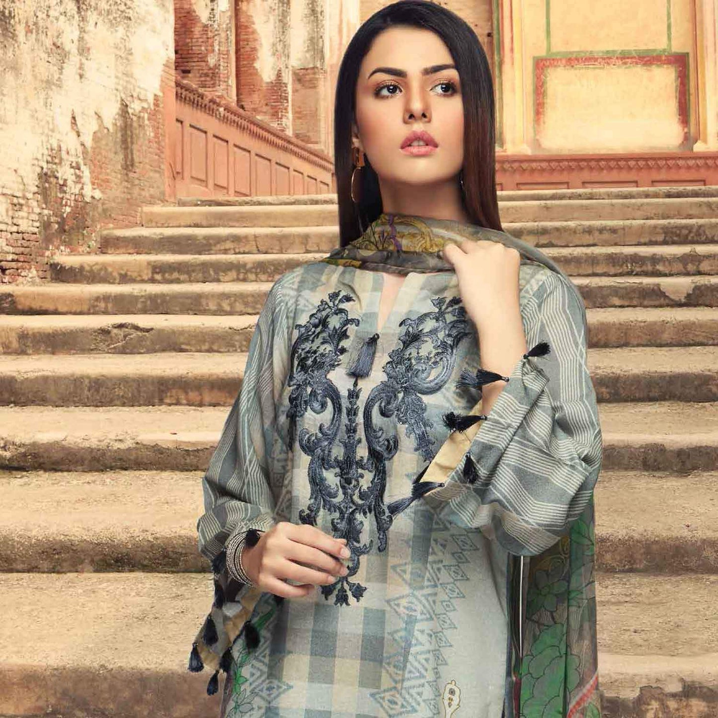 CN-11 (Charizma - Naranji Karandi)