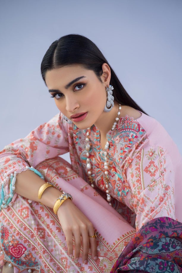 7A | Sana Safinaz | Muzlin Eid Lawn 2022