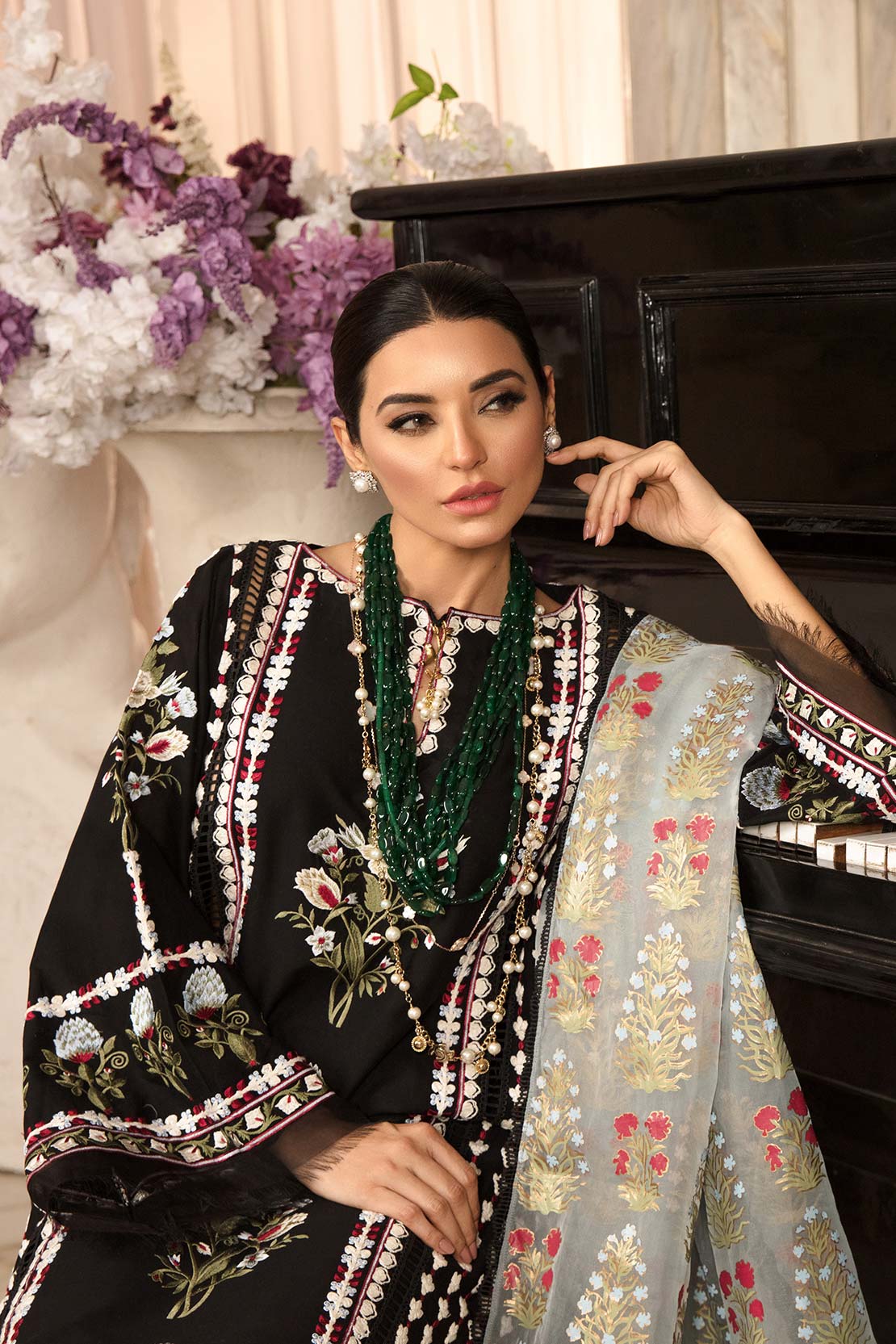 D8-B | Samarkand - Ebony | Crimson by Saira Shakira | Luxury Lawn Collection