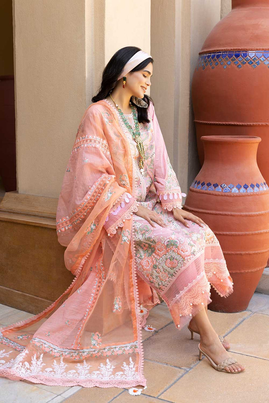 L22 - 8A | Sobia Nazir | Luxury Lawn 2022
