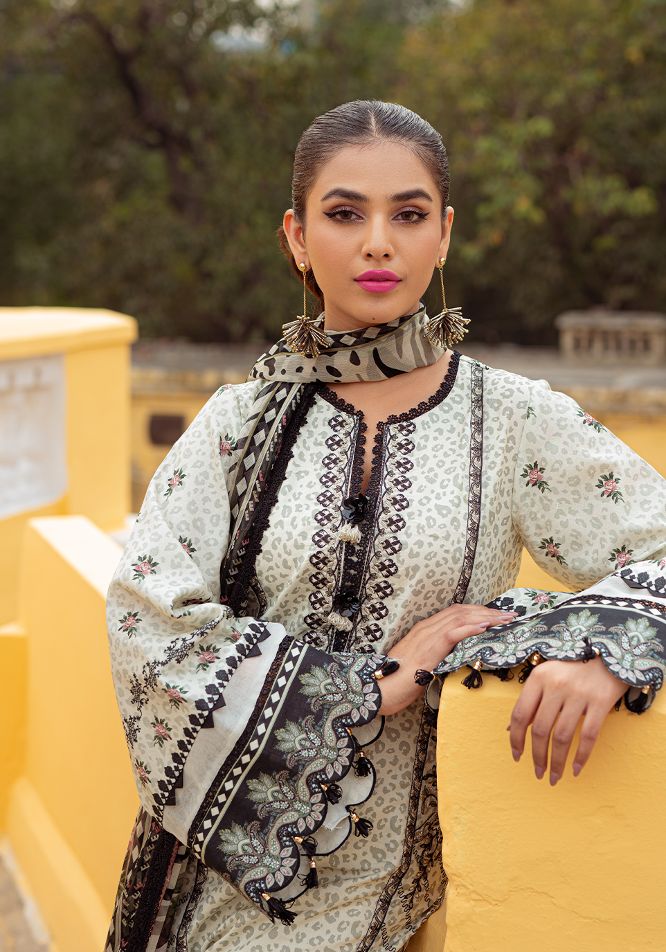 ZQ 2B | Zarqash | Tresor Luxe Lawn 2023
