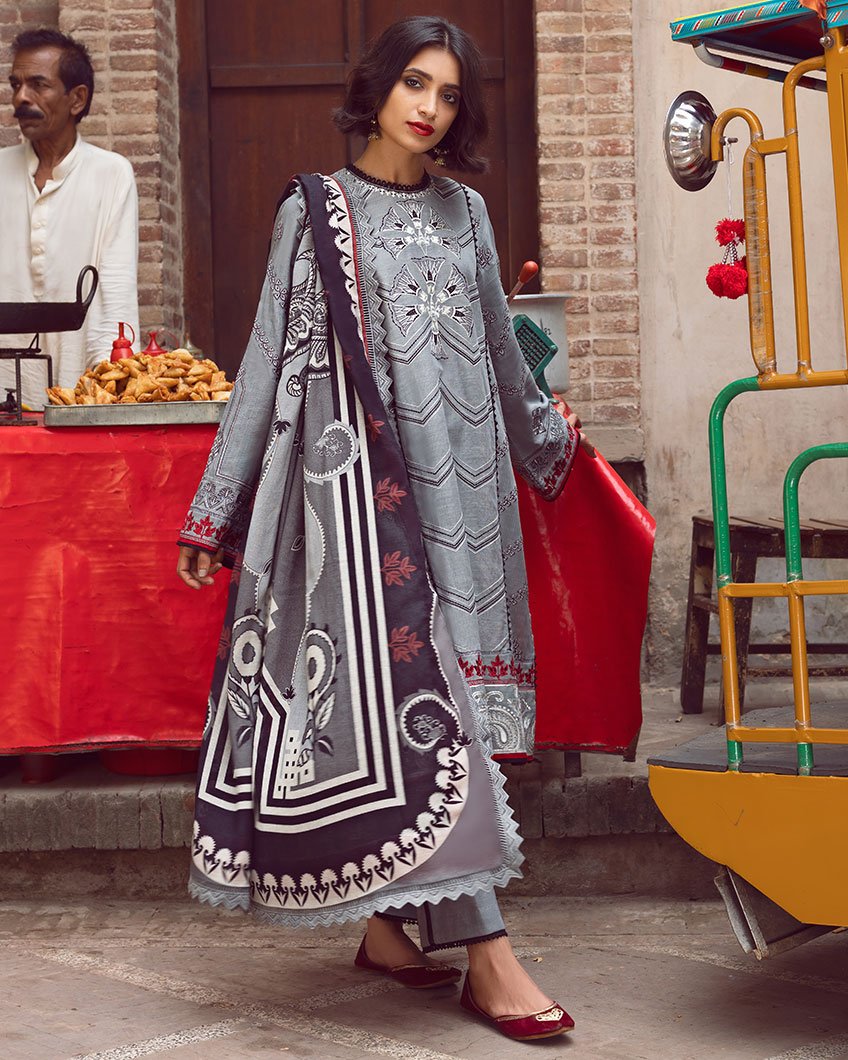 Shah Alami ZW-07 (Zaha - Nafeesa Aur Taalia Unstitched Winter Collection)