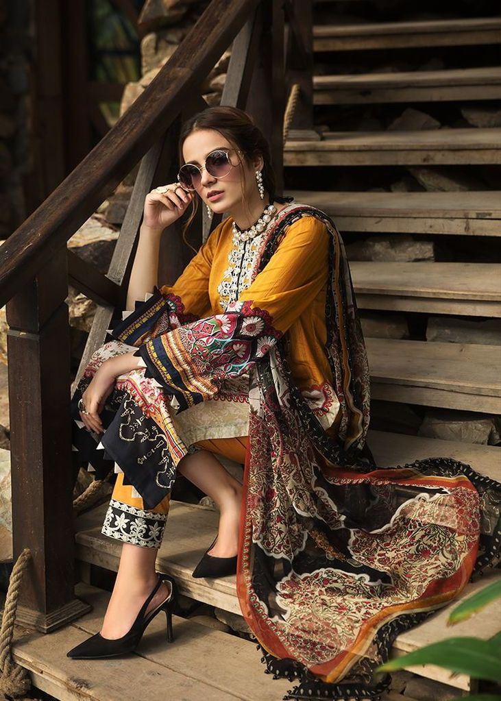 04-Carnation | Afrozeh | Sienna Lawn'20