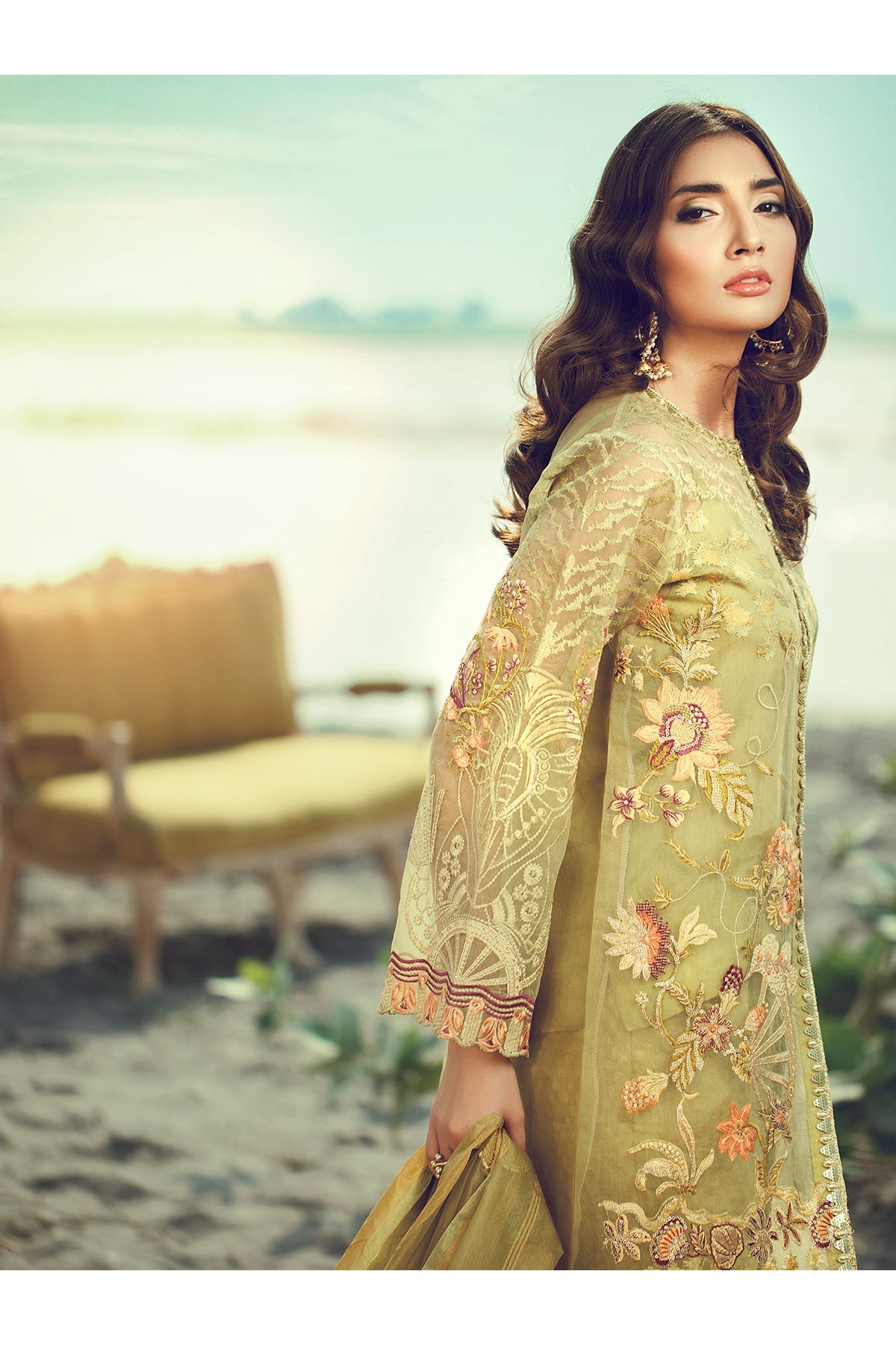 Crest 02 (Rajbari - Luxia Formal Collection)