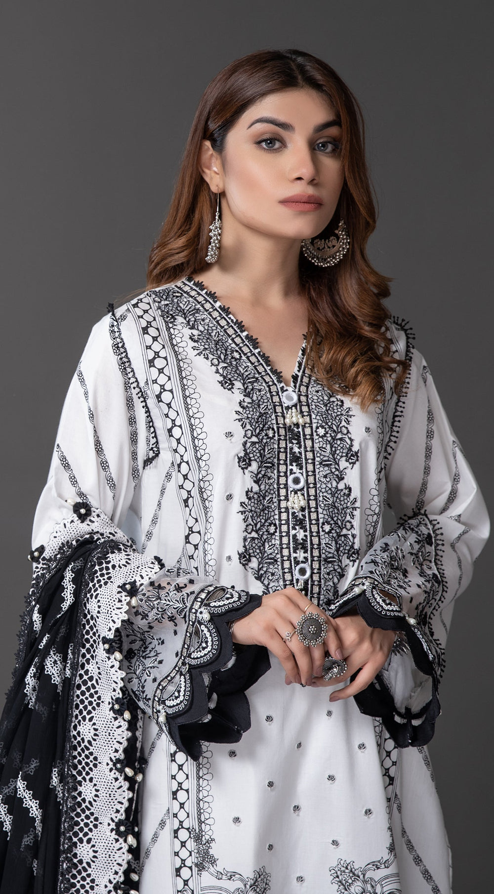 ALM21-02 URWA | Anaya | Monochrome Mystique Collection 2022
