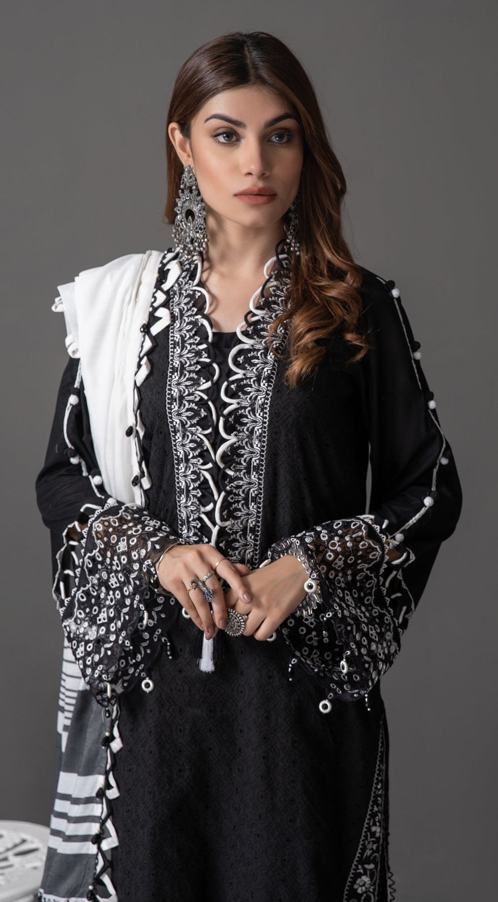 ALM21-06 KIARA | Anaya | Monochrome Mystique Collection 2022