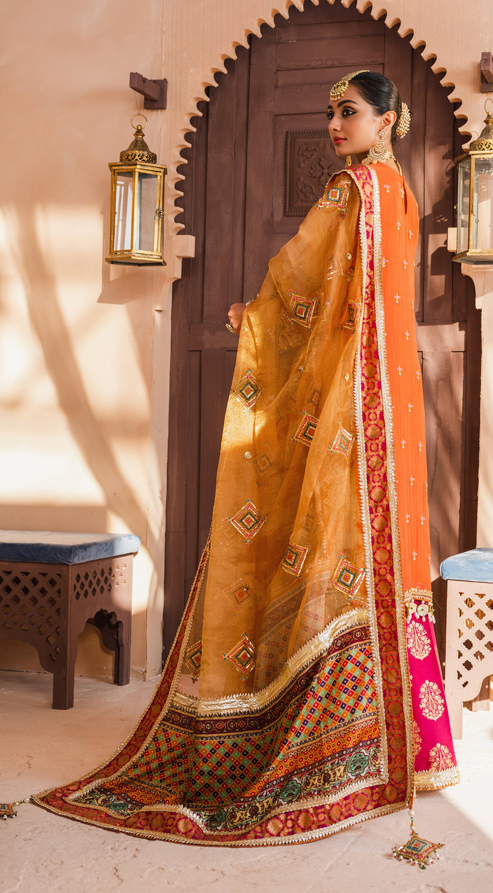 FARHEEN (AM22-07) | Anaya X Kamiar Rokni | Dhanak Collection 2022