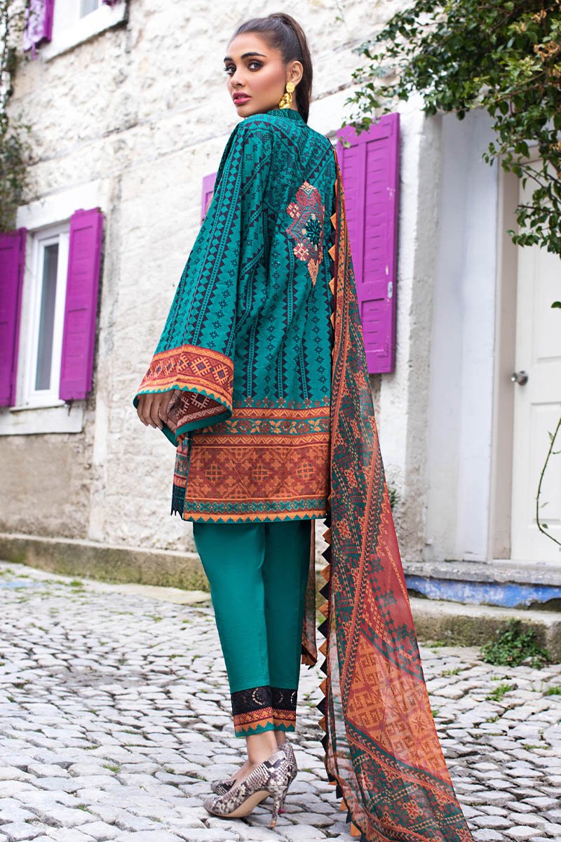 Emerald Elegance A | Zainab Chottani | Tahra Lawn 2021