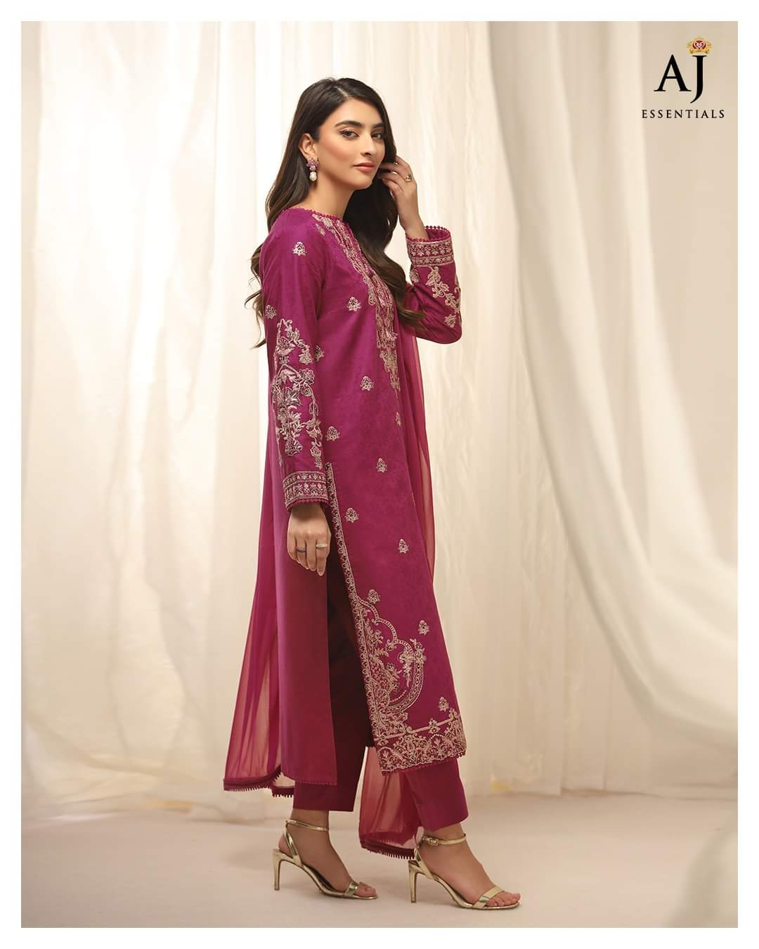 AJWE - 19 | Asim Jofa | Essential Winter Edit Collection 2022