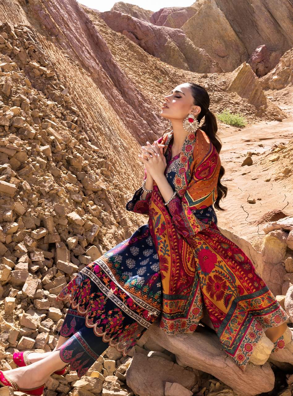 Sanem-01 | Zainab Chottani | Winter Shawl Collection 2022