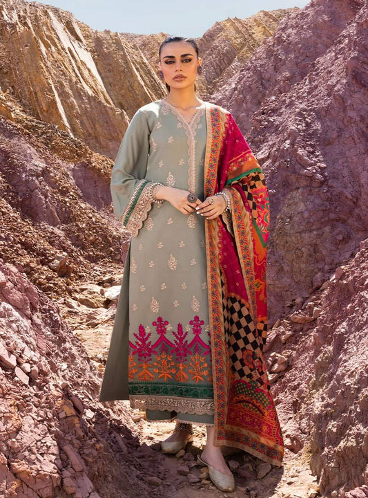 Hayat-07 | Zainab Chottani | Winter Shawl Collection 2022