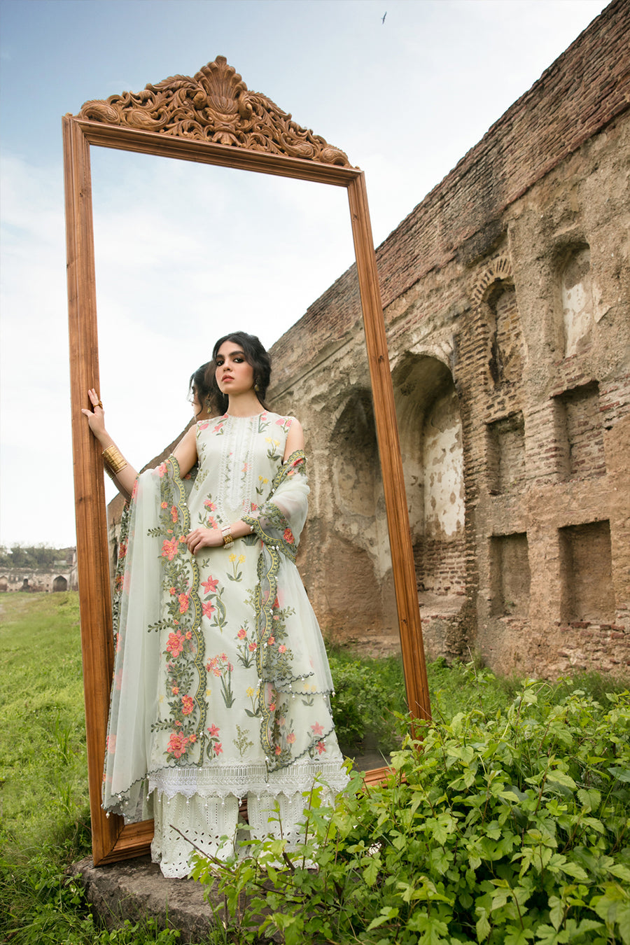 Motia | Saira Rizwan × Ittehad | Luxury Lawn 2022