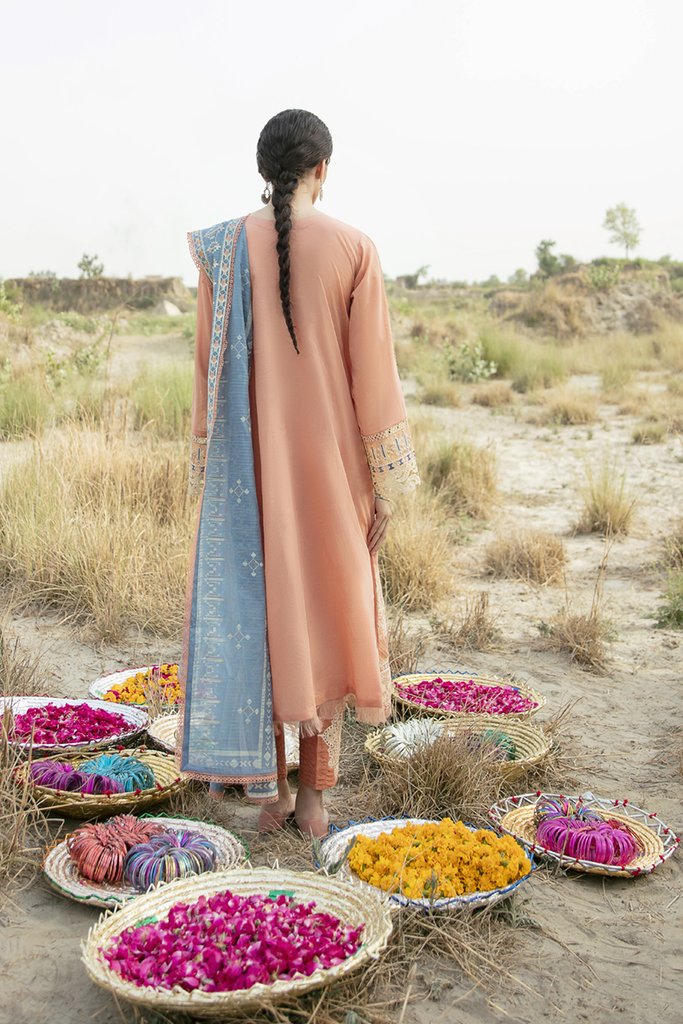 EE 05 | Qalamkar | Q line Lawn Collection'21
