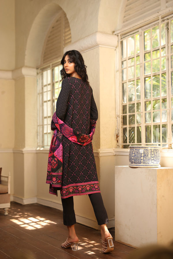 WP-2203 (LSM Winter Embroidered Collection)