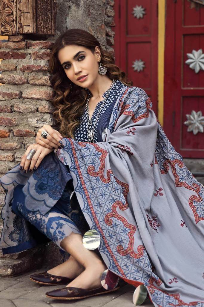 Lofty Dreams MSK 03 | Charizma | Signature | Masakali Fall'20 | Embroidered Premium Shawl Collection