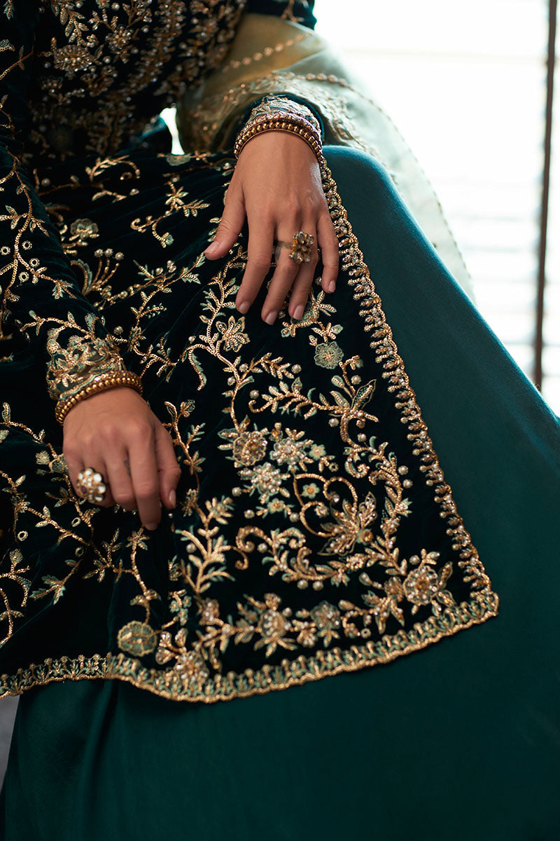 MV22-02-Mirage | Mushq | Destiny Unstitched Velvet Edit 2022