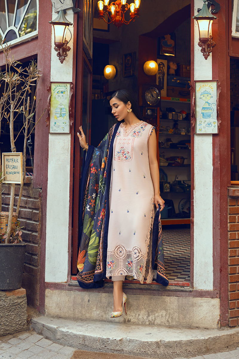 MW22-09-BAHAR | Mushq | Broadway Returns Winter Collection 2022