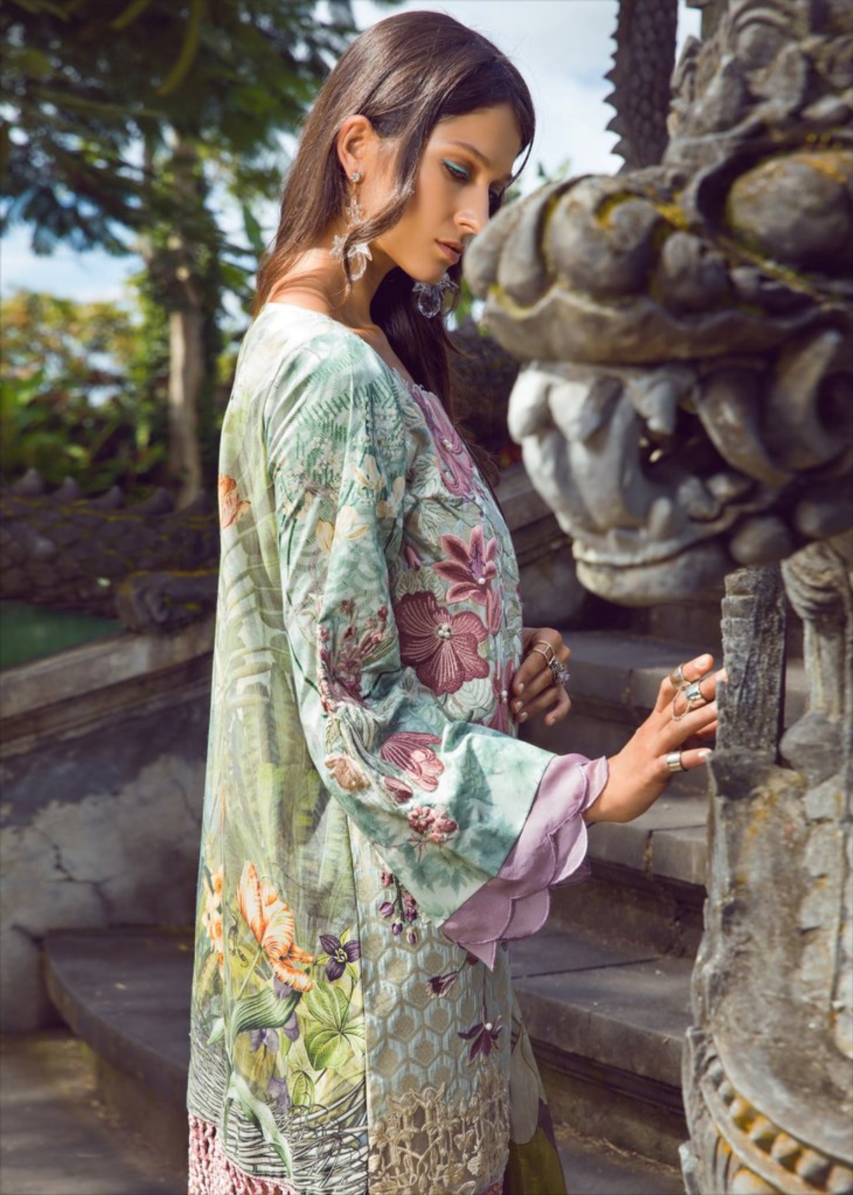 Magnolia 4A - Shiza Hassan Luxury Lawn 2019