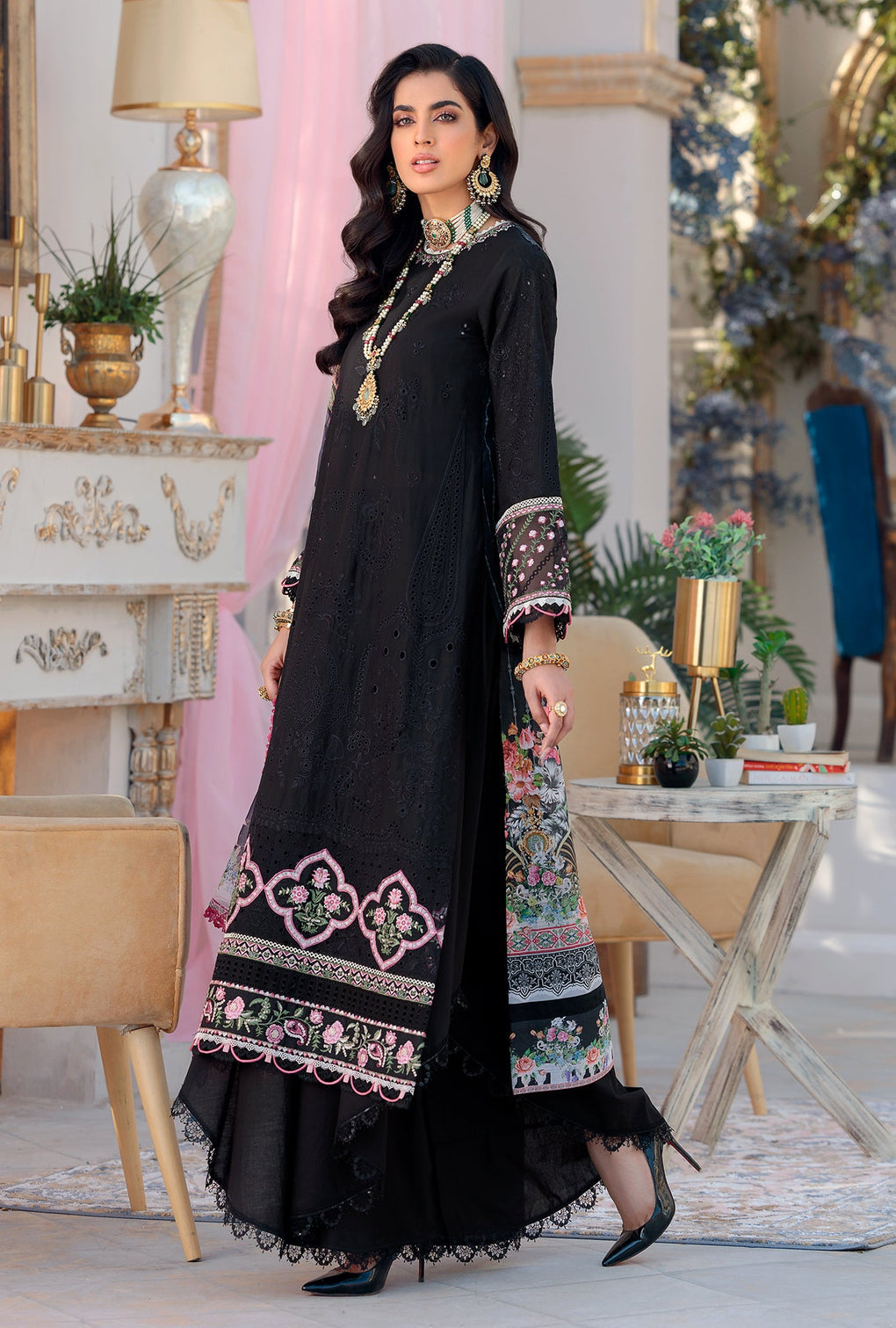 NLCL22-D10-B | Noor | Luxury Chikankari Lawn Collection 2022