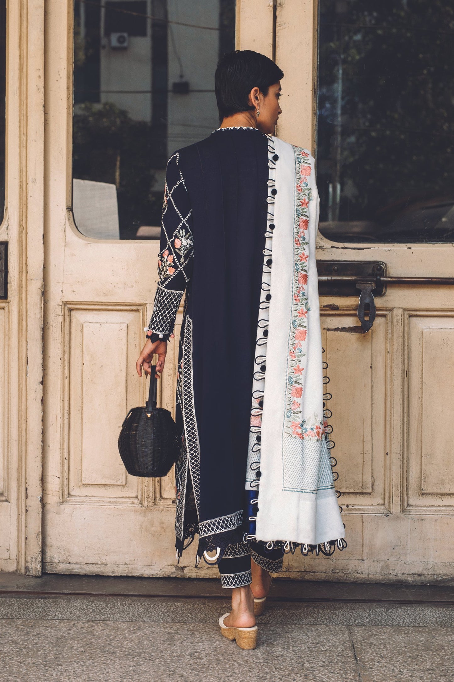 Leila (ZW 21 - 08) | Zaha | Humrahi Unstitched Winter Collection 2021