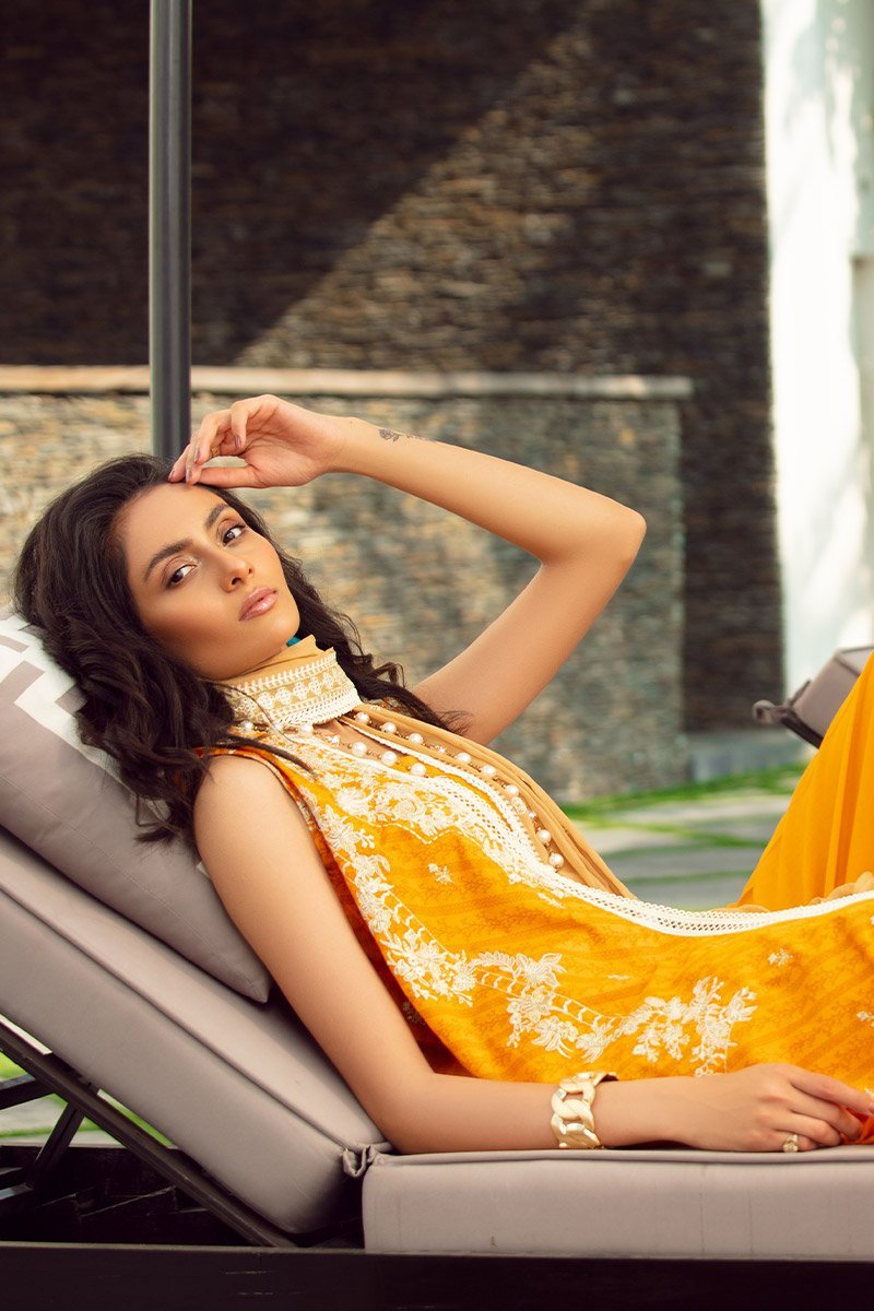REGALIUM | Rang Rasiya | Florence Luxe Lawn | The Summer Retreat