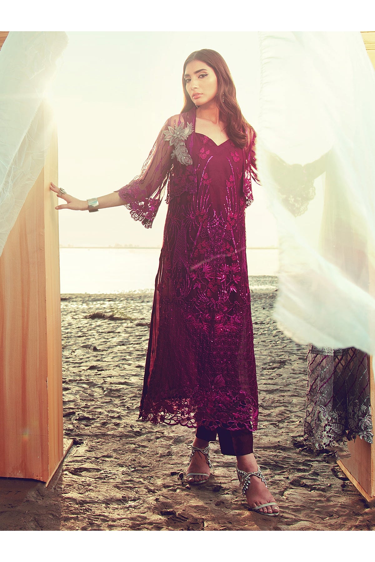 Rouge 04 (Rajbari - Luxia Formal Collection)