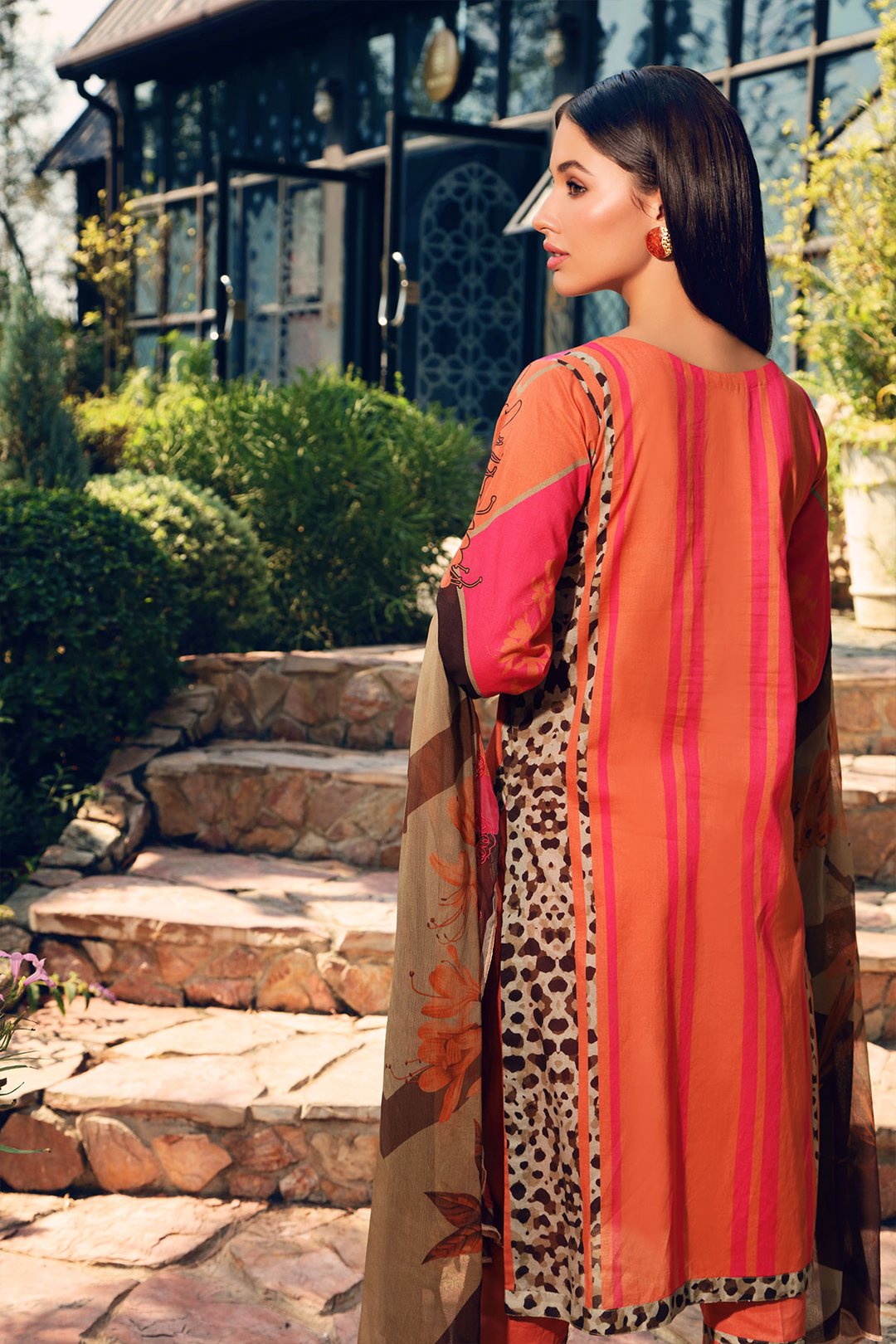 Orange 37 | Charizma | Naranji | Volume 1 2020