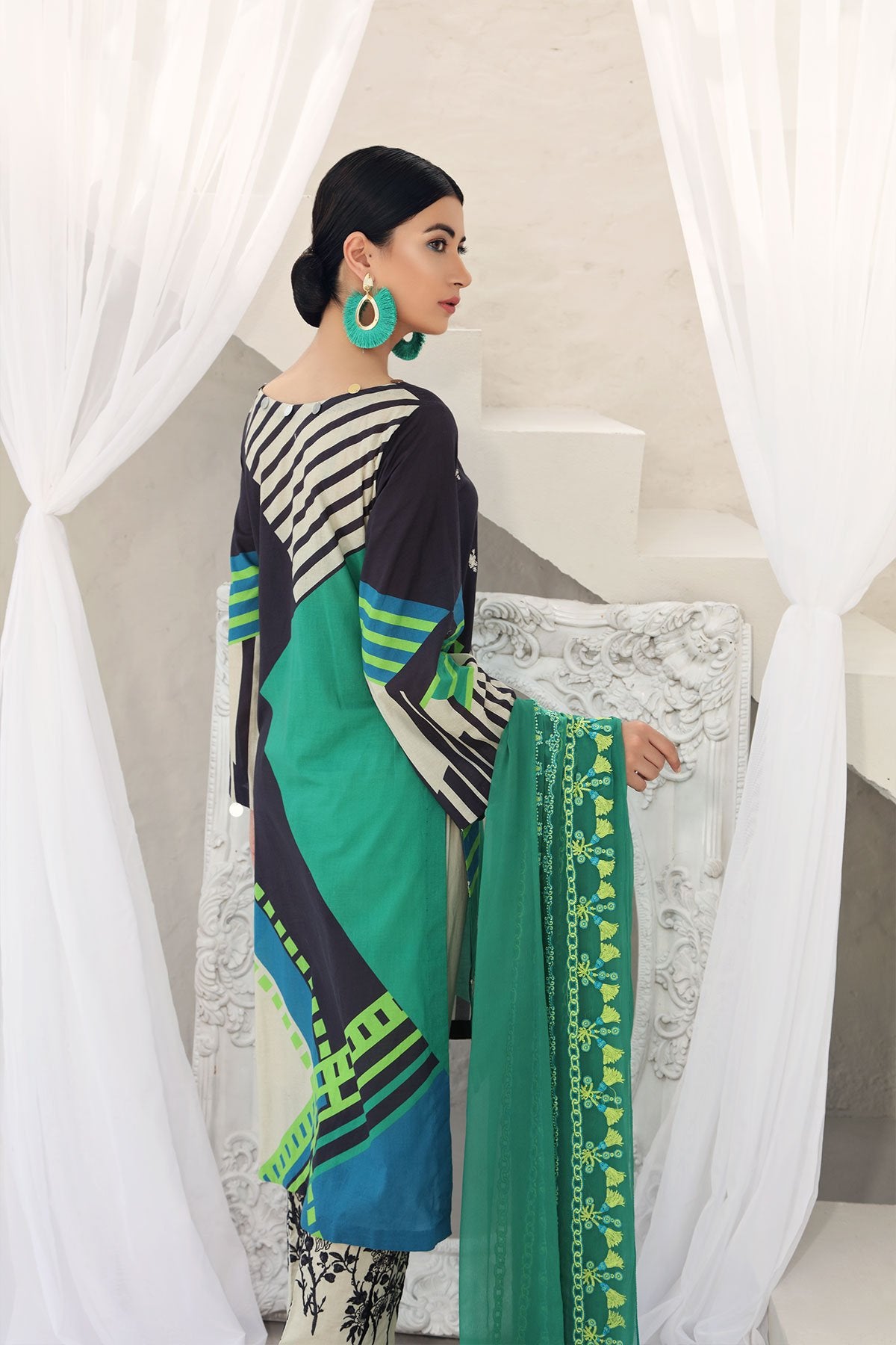 Black 45 | Charizma | Naranji | Volume 1 2020