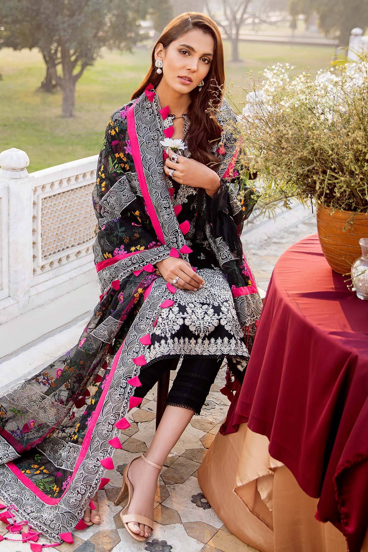 Signature Lawn SS-01 | House of Charizma | Spring Summer Embroidered Lawn 2020
