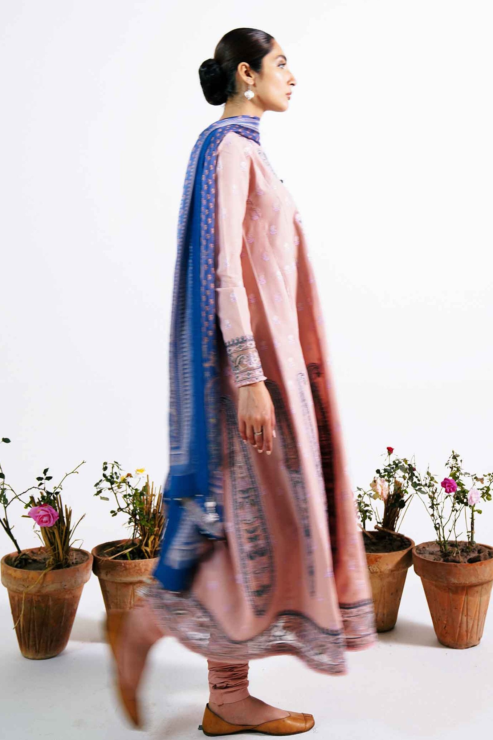Sassi A | Zara Shahjahan  | Lawn 2021