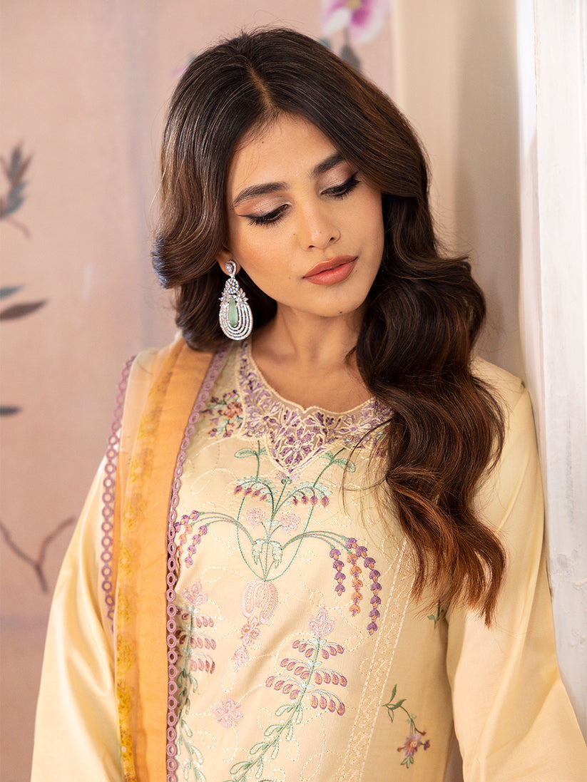 Shanza | Roheenaz | Tabeer Lawn Collection 2023
