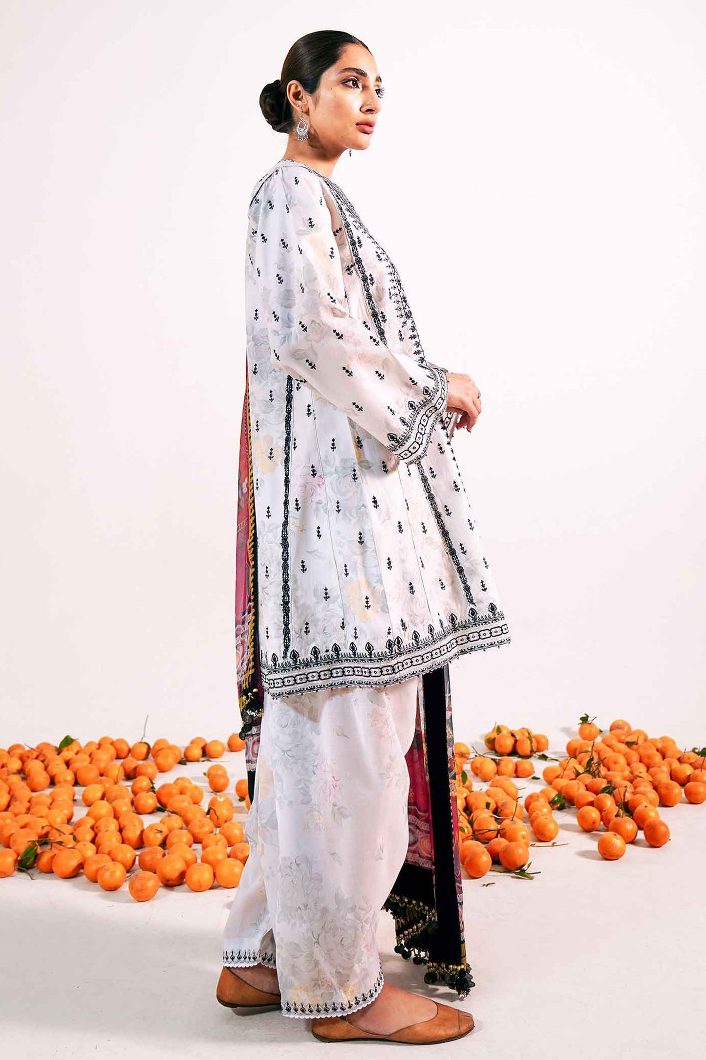 Shireen A | Zara Shahjahan | Lawn 2021