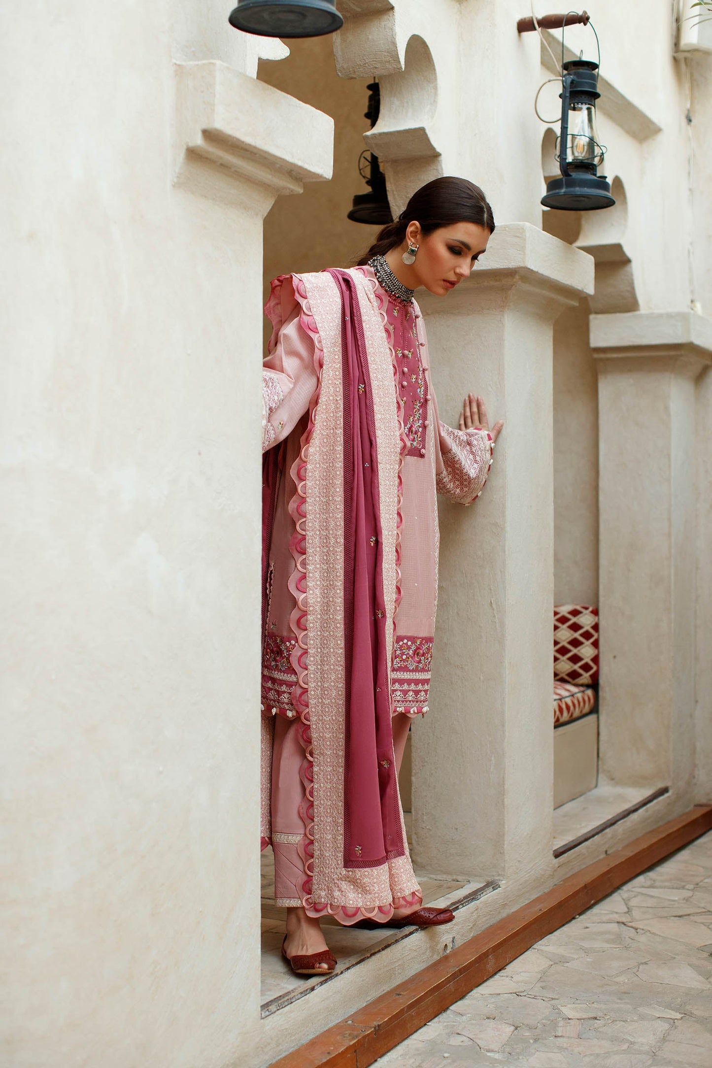 AVIZEH (ZL22-15 A) | Zaha | Lawn Volume 1 2022