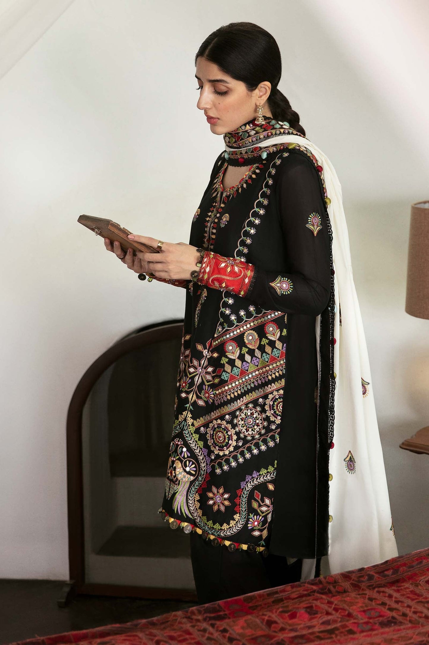 NAAHID (ZF22-08) | Zaha | Festive Lawn Unstitched 2022