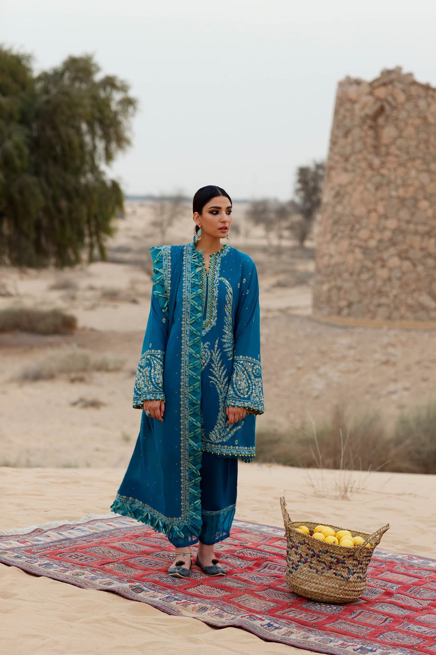 ZARBANO (ZL22-04 A) | Zaha | Lawn Volume 1 2022
