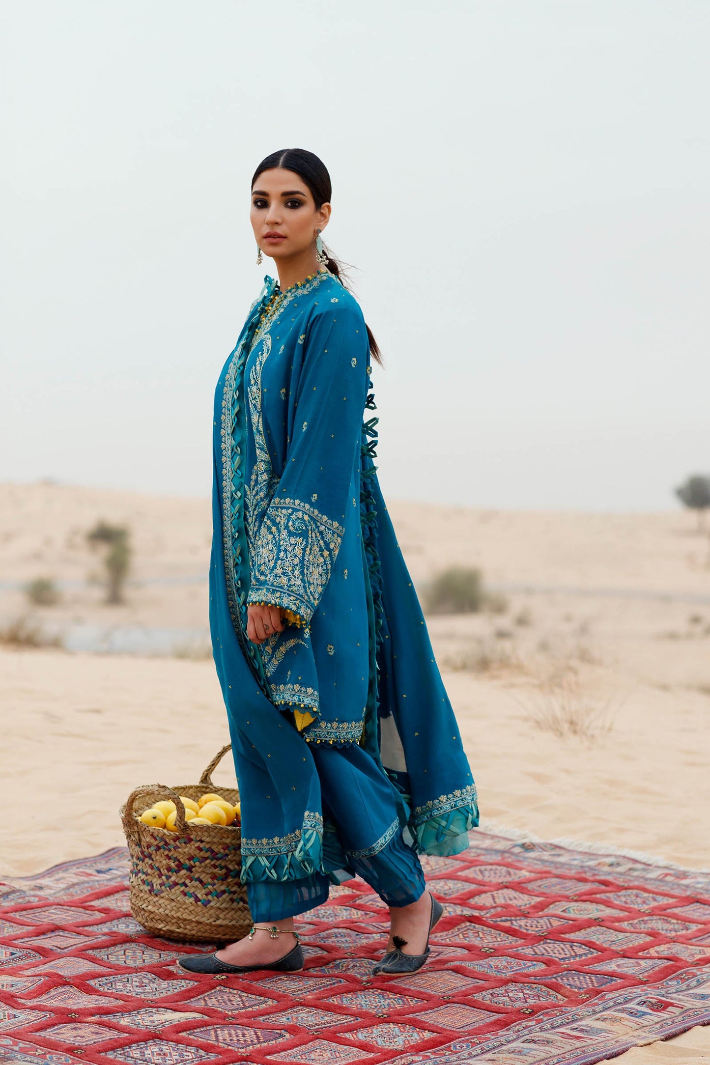 ZARBANO (ZL22-04 A) | Zaha | Lawn Volume 1 2022