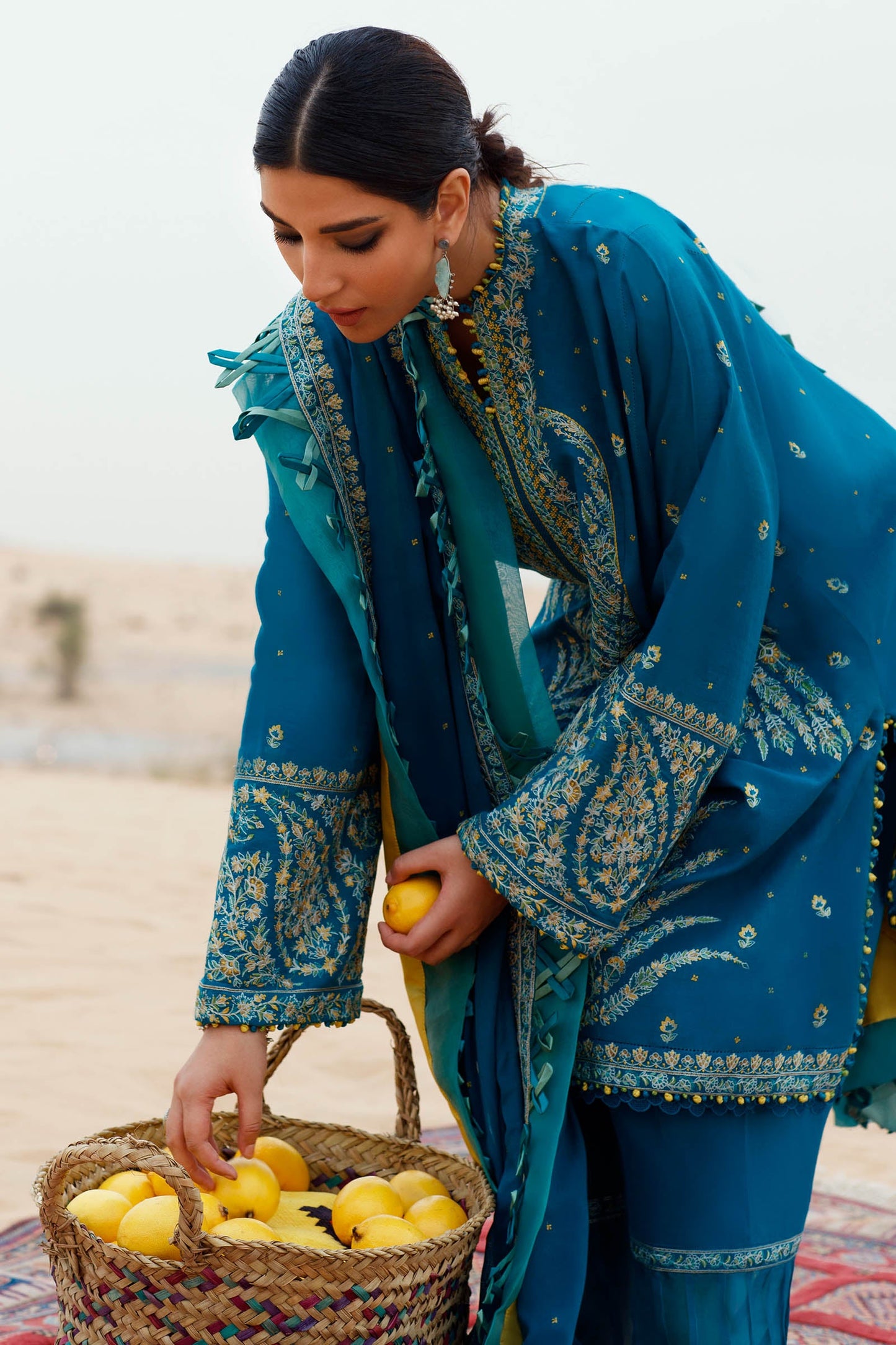 ZARBANO (ZL22-04 A) | Zaha | Lawn Volume 1 2022