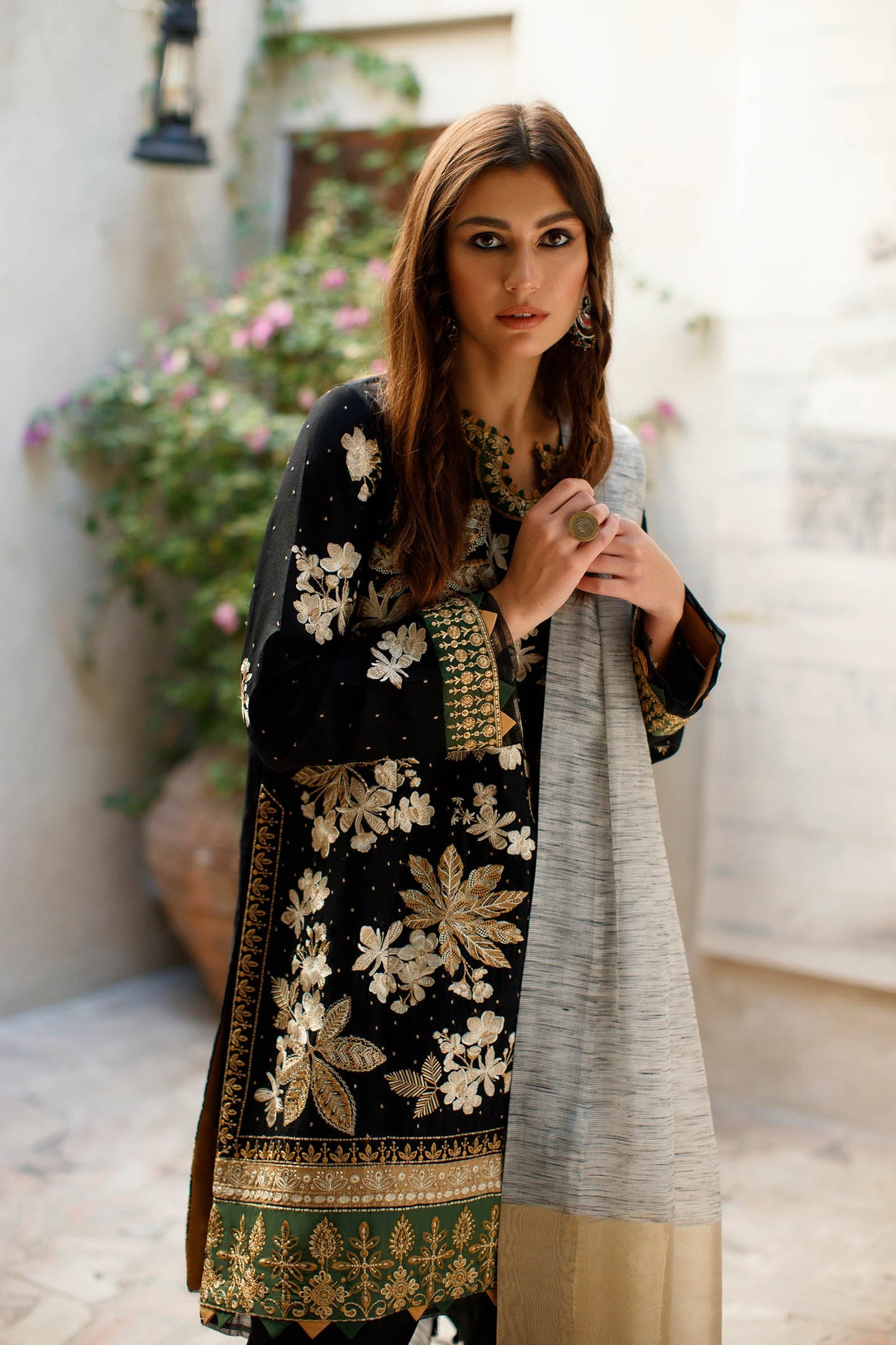FARIBA (ZL22 - 11B) | Zaha | Lawn Volume 1 2022